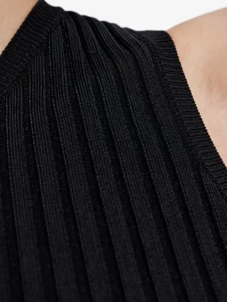 Rochie midi Iro până la genunchi cu un umăr gol de costum negru