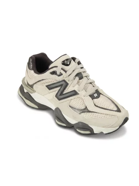 Sneakersy New Balance zamszowe beżowe