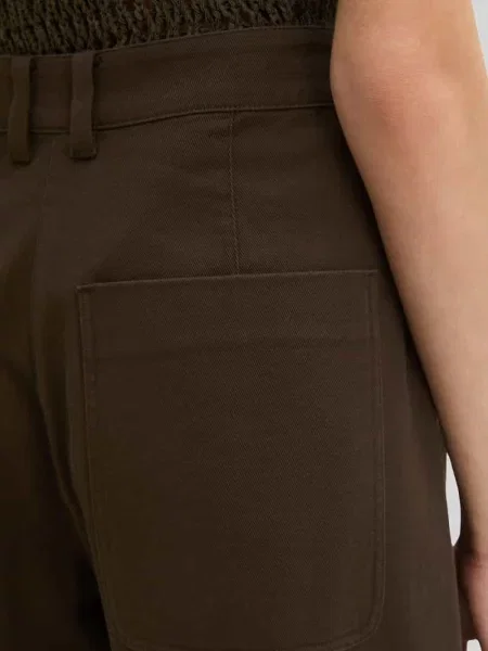 Jeansy o kroju barrel fit z mieszanki bawełny z naszywanymi Marc O'polo brązowe