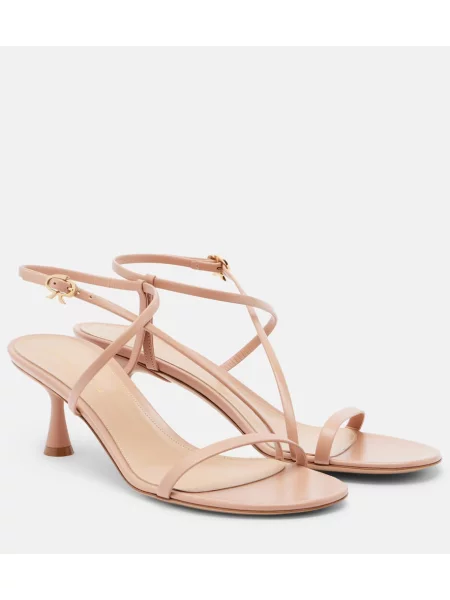 Sandale Gianvito Rossi din piele bej