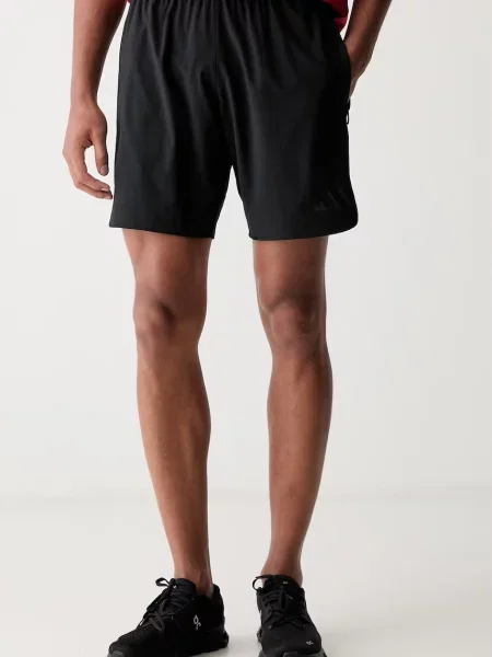 Adidas Performance pantaloni scurți sport pentru bărbați Tiro Travel negru