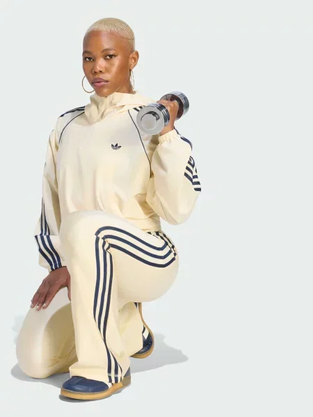 Свитер Adidas желтый