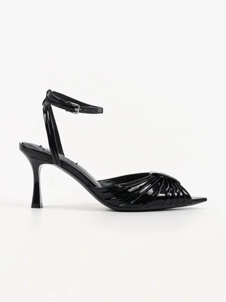 Usnjeni sandali Karl Lagerfeld Sienna črna