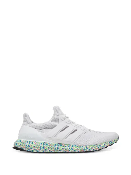 Sneakerși Adidas UltraBoost cu dungi de drumeție gri