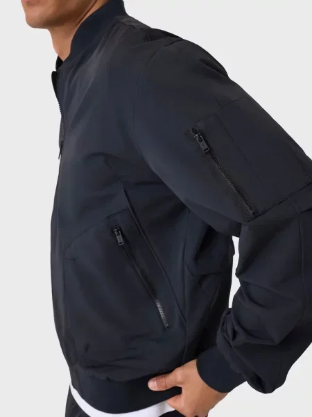 Бомбер Guess черный