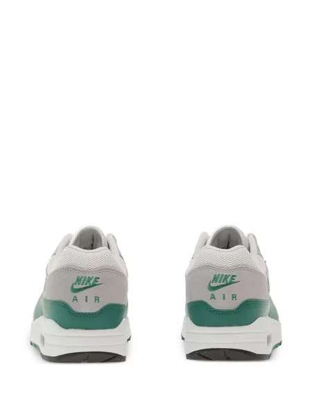 Šortky cargo Nike černé
