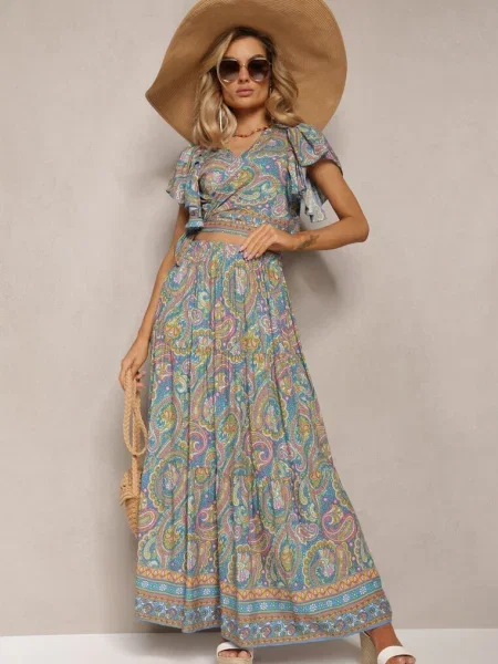 Komplet w Print Paisley Długa Spódnica i Kopertowy Top Aeodosia niebieski