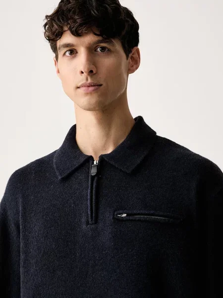 Sweter Levi's z kołnierzem granatowy
