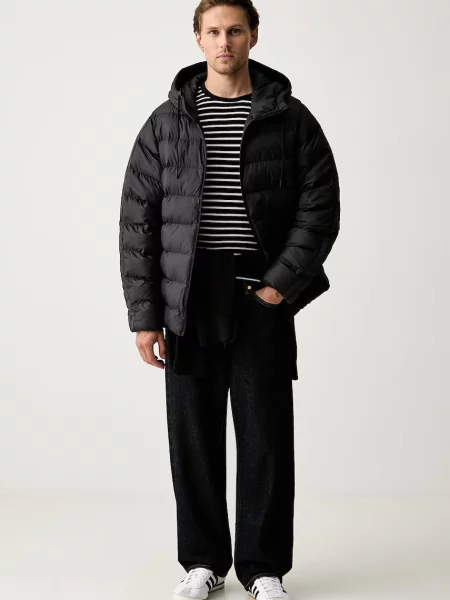 Adidas geacă petrecută pentru bărbați Essentials negru
