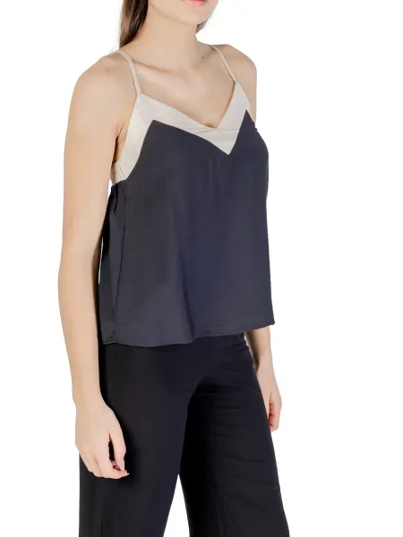 Vero Moda Top Denise Regular Fit črna