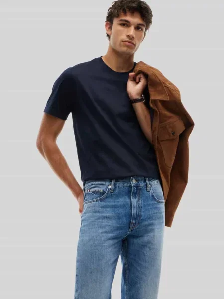 Jeansy o kroju straight fit z Tommy Hilfiger
