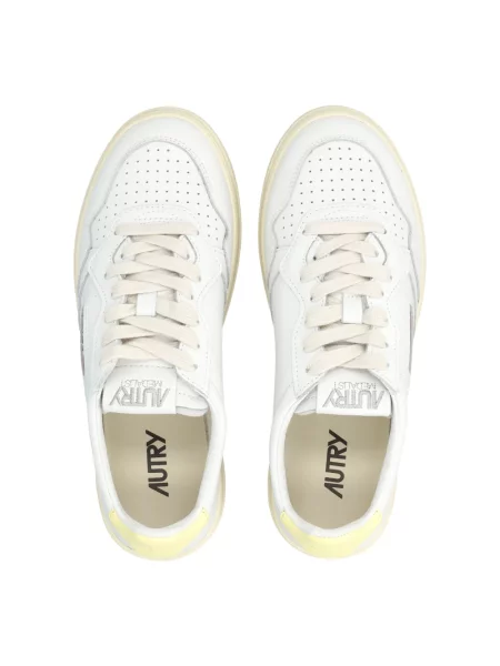 Sneakersy Autry białe