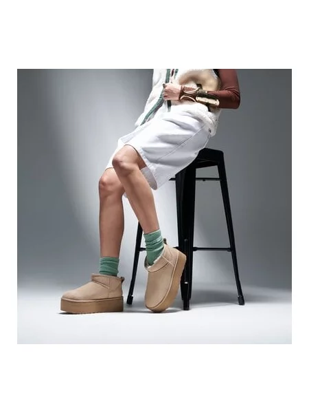 Klasične čizme Ugg s platformom bež