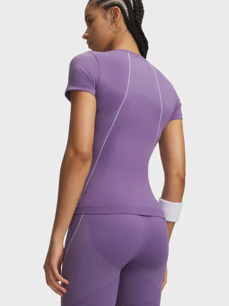 Бесшовная спортивная футболка Under Armour фиолетовая