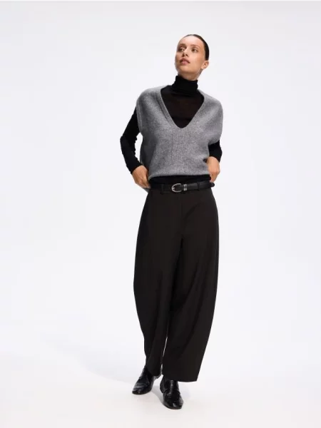 Reserved Pantaloni barrel leg cu curea cacao-cu-lapte