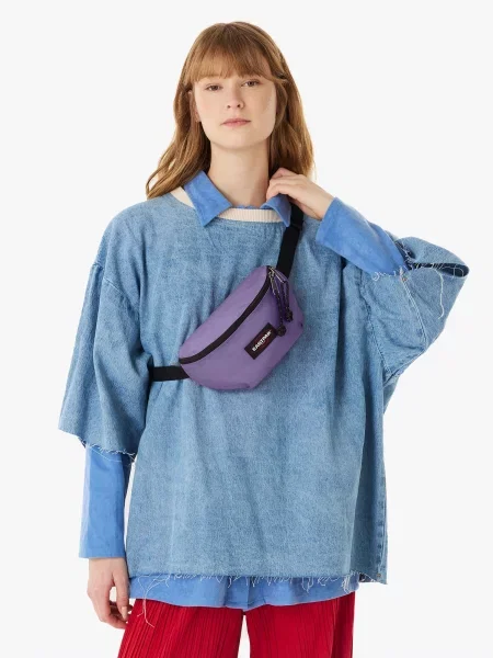 EASTPAK Ľadvinka Springer levanduľová čierna