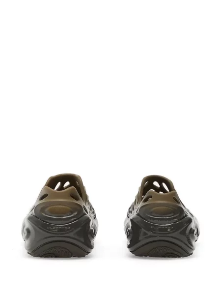 Sneakerși Merrell maro