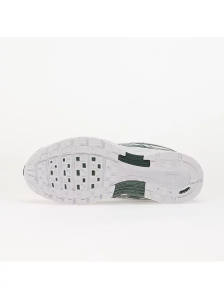 Superge Nike bela