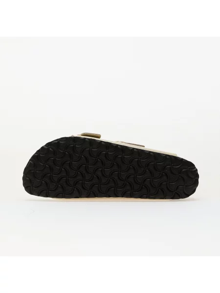 Klapki Birkenstock zamszowe na sprzączkę beżowe