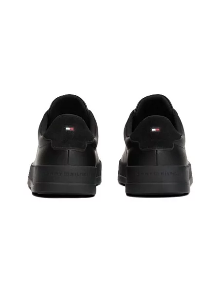 Kožené tenisky Tommy Hilfiger čierna