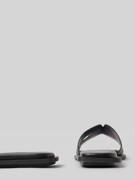 Klapki Steve Madden wsuwane czarne