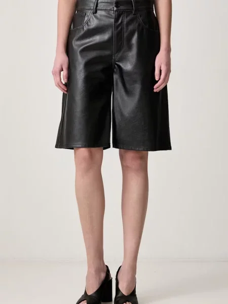 Rövidnadrág Mm6 Maison Margiela fekete