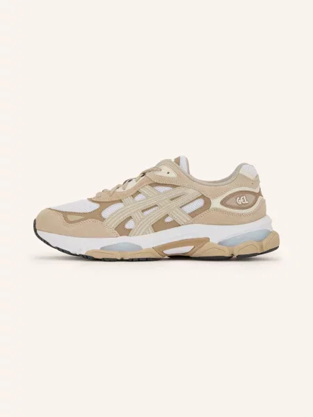 Tenisky Asics z peří bílé