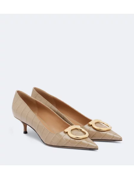 Pantofi cu toc Ferragamo din piele bej