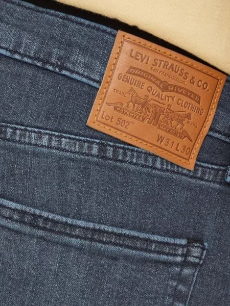 Retro lepršave traperice Levi's® lepršave s izlizanim efektom plava