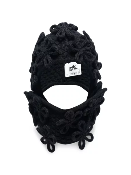 Căciulă Noir Kei Ninomiya cu model floral cu aplicații negru