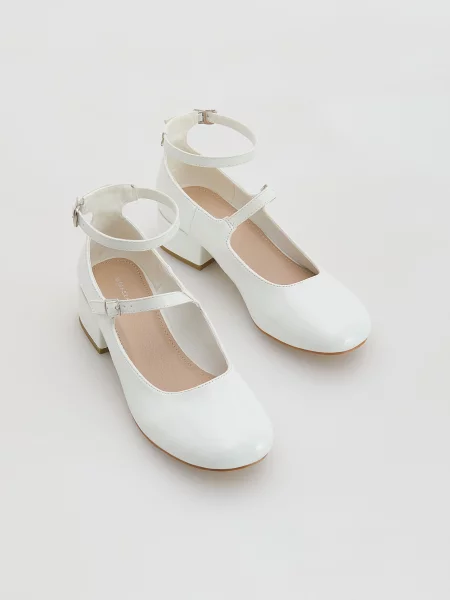 Лоферы Reserved белые