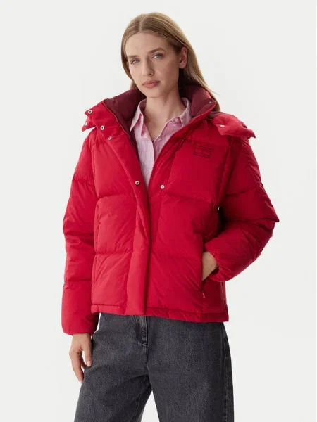 Пухено яке Tommy Jeans зимен модел червено