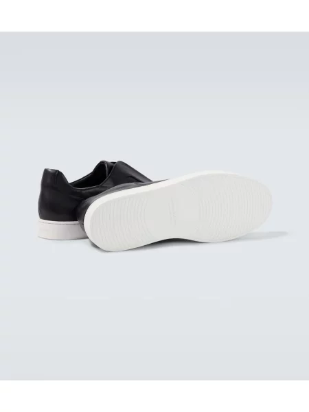 Sneakerși Manolo Blahnik din piele negru