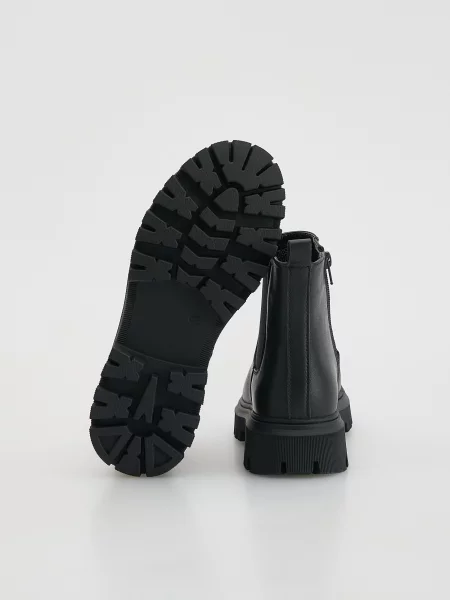 Ботинки Reserved черные