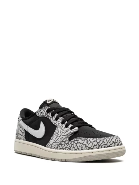Raštuotos sportbačiai Jordan Air Jordan 1 juoda