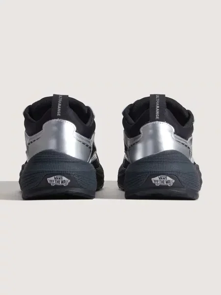 Vans Ultrarange Neo sneakersy czarne