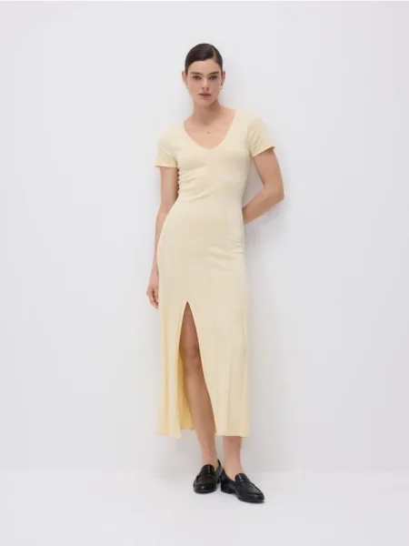 Reserved Rochie din amestec de lyocell galben-deschis galben