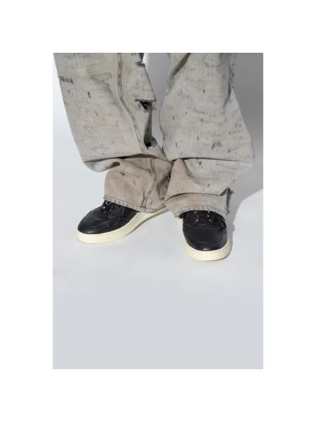 Sneakersy Autry czarne