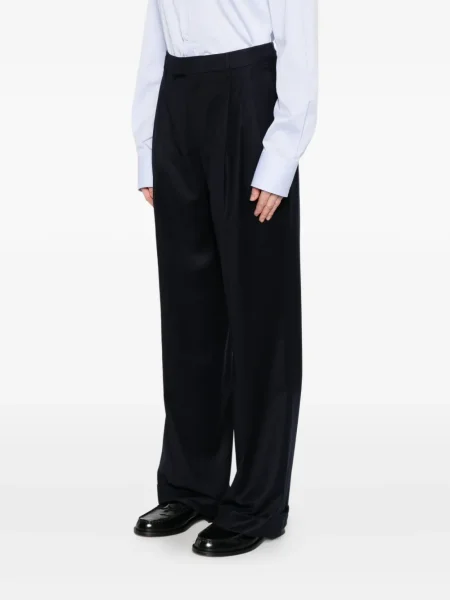 Pantaloni Berwich plisate albastru