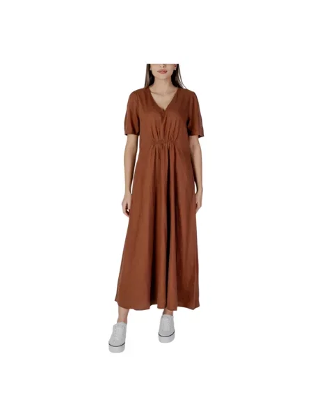 Lniana długa sukienka maxi B.young brązowa
