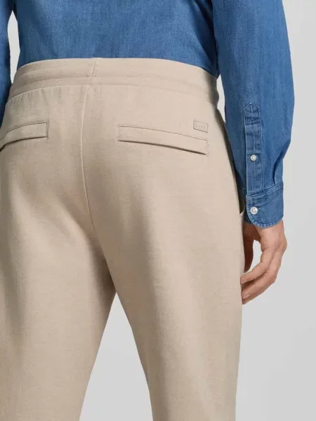 Spodnie dresowe o kroju relaxed fit z mieszanki bawełny model SE_TWIST' Boss Orange