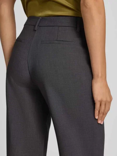 Spodnie o kroju straight fit z wpuszczanymi Christian Berg Woman