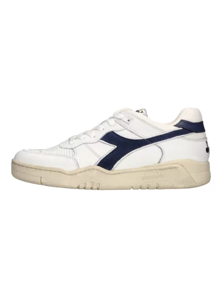 Sneakersy Diadora skórzane z przetarciami białe