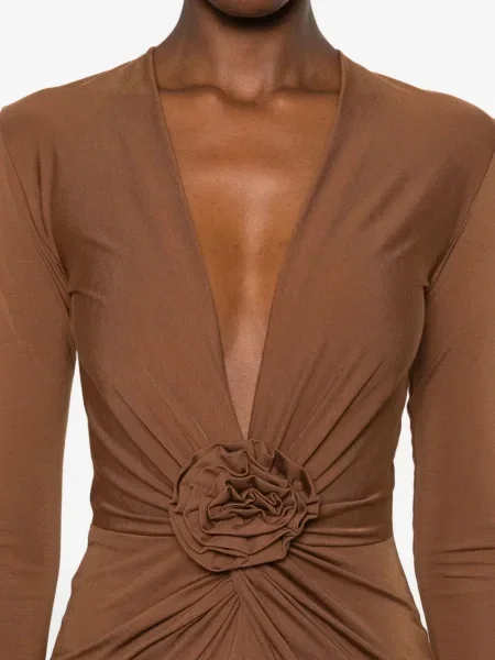 Rochie midi Roserry până la genunchi de costum roz
