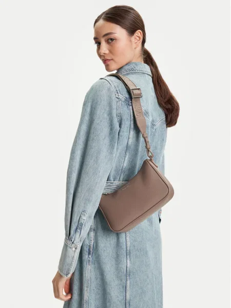 Emporio Armani Geantă bej