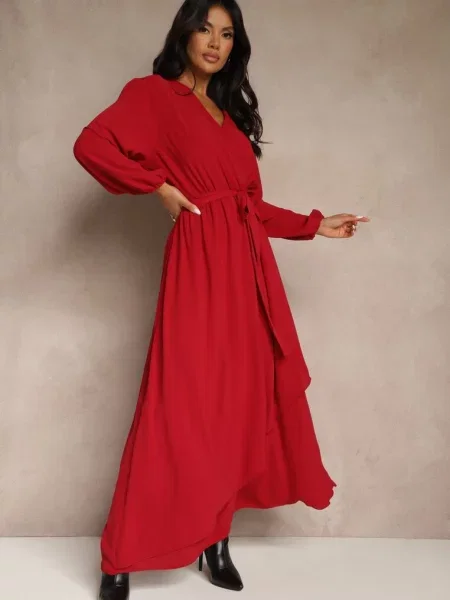 Asymetryczna Koktajlowa Sukienka z Wiskozą Kopertowym Dekoltem i Laniea czerwona