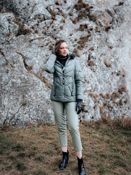 Pantaloni Trendyol din piele țesuți verde