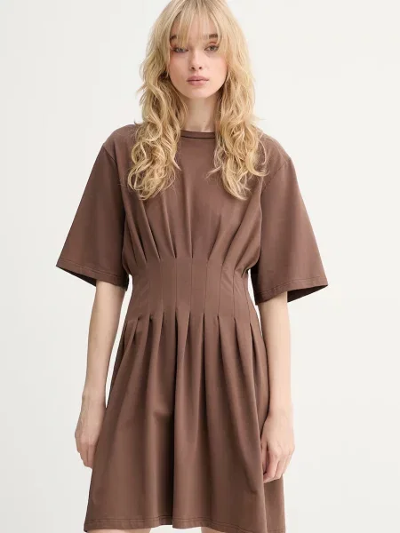 Gestuz sukienka z brązowa