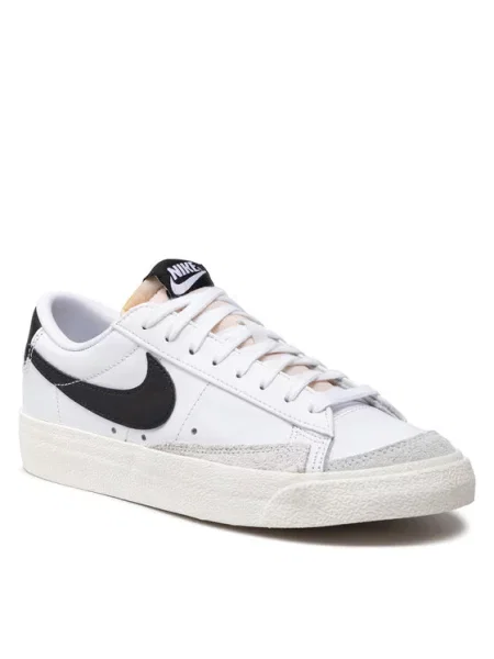 Blejzer Nike bijela