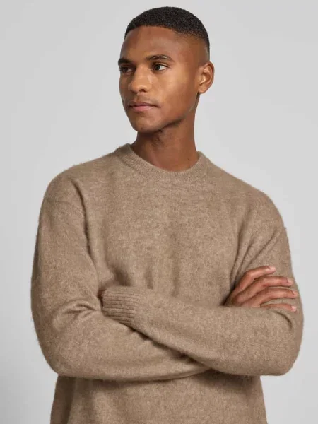 Sweter o kroju relaxed fit z dzianiny z dodatkiem wełny model ‘RAI BRUSHED’ Selected Homme